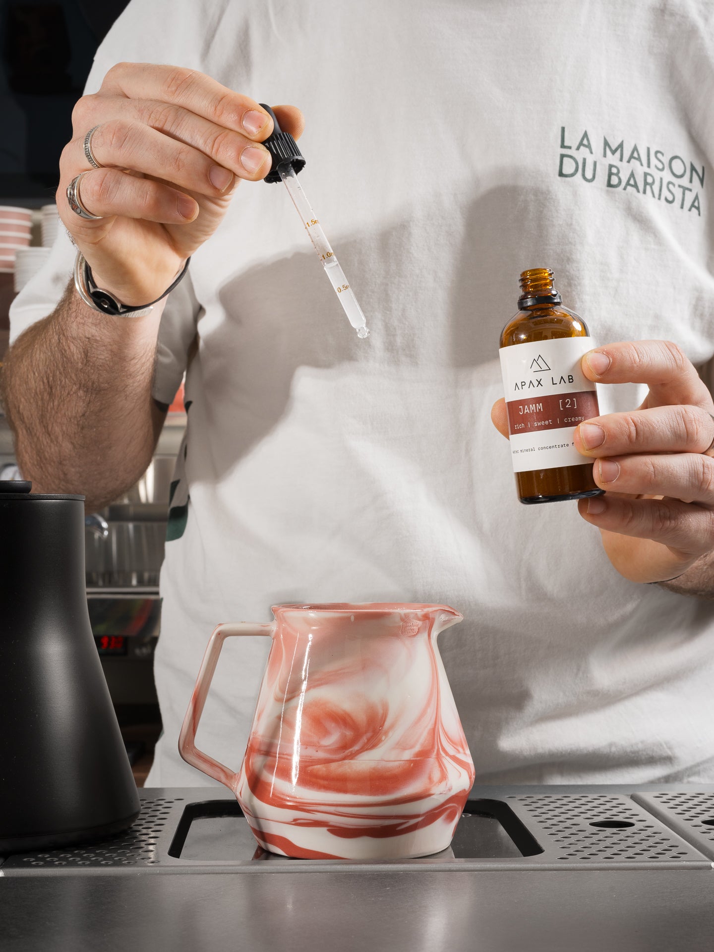 minéreaux eau-café-apax lab